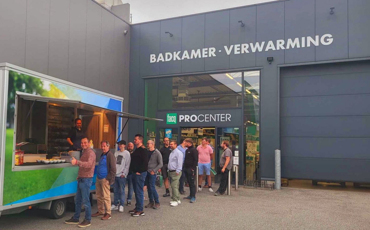 Halve kip met frietjes bij FACQ Roeselare